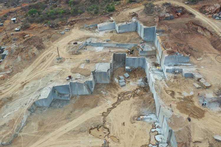 K Black granite quarry — premium fine-grain black granite